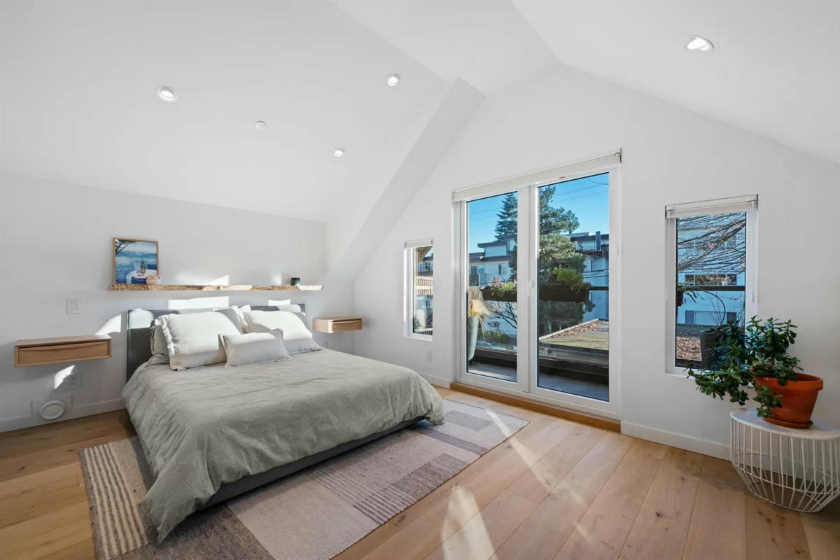 Hallway Photo of 2142 W 1st Avenue, Vancouver, BC