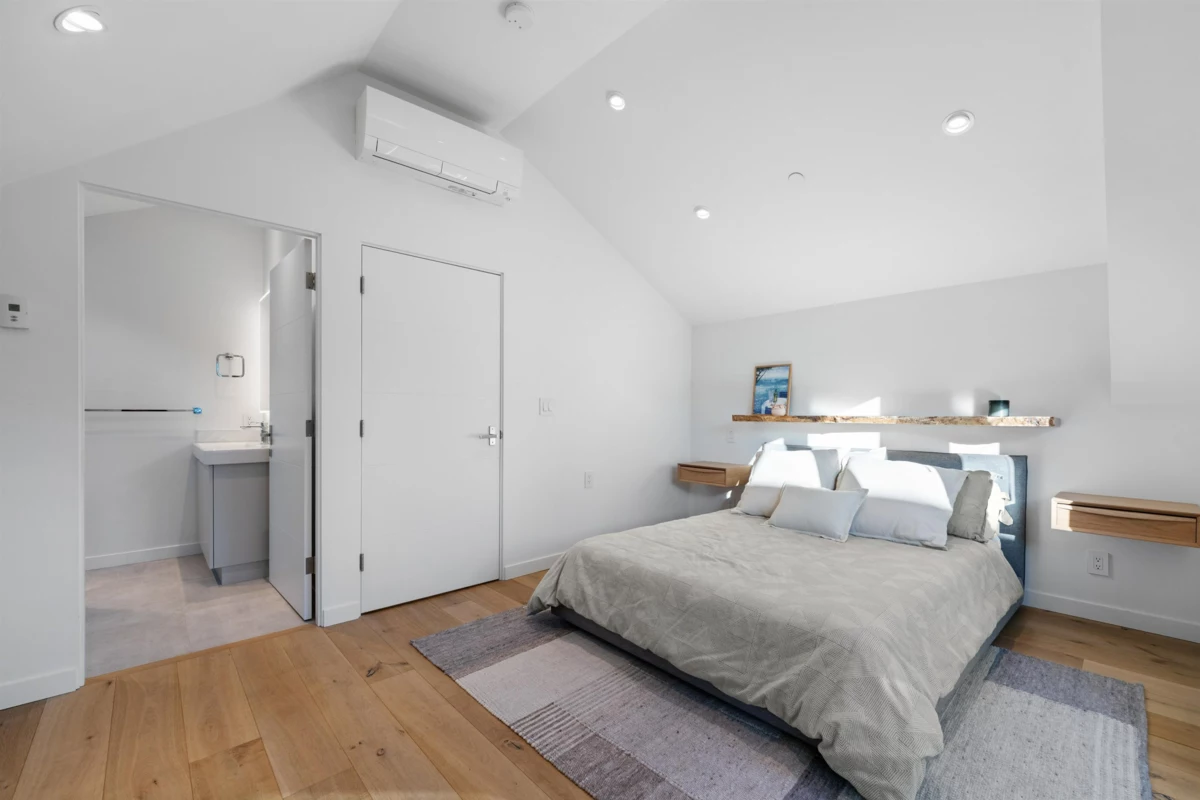 Mudroom Photo of 2142 W 1st Avenue, Vancouver, BC