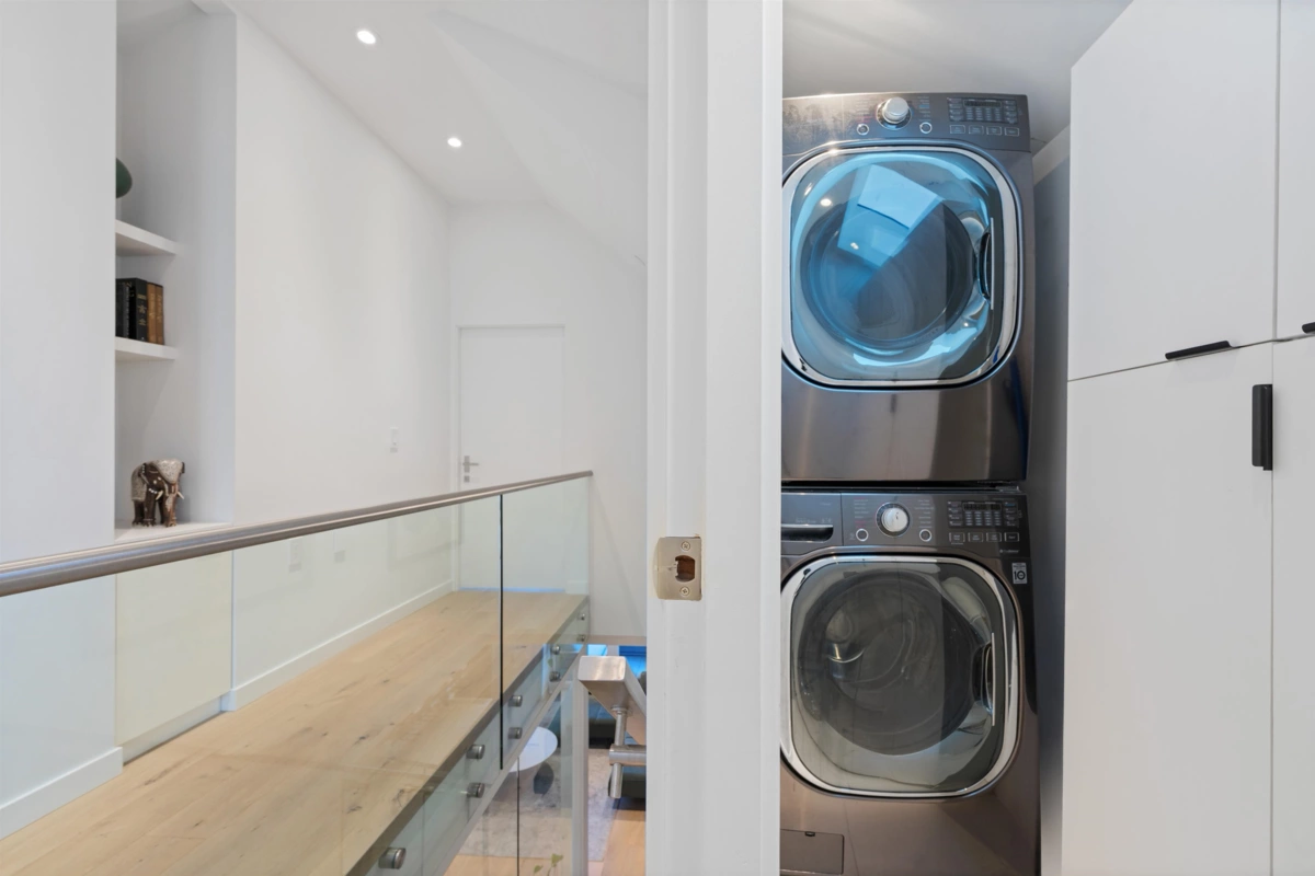 Outdoor Deck Photo of 2142 W 1st Avenue, Vancouver, BC