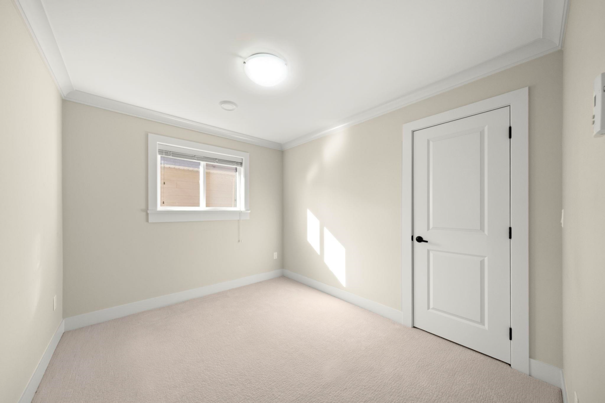 Basement Recreation Room Photo of 7028 Broadway, Burnaby, BC