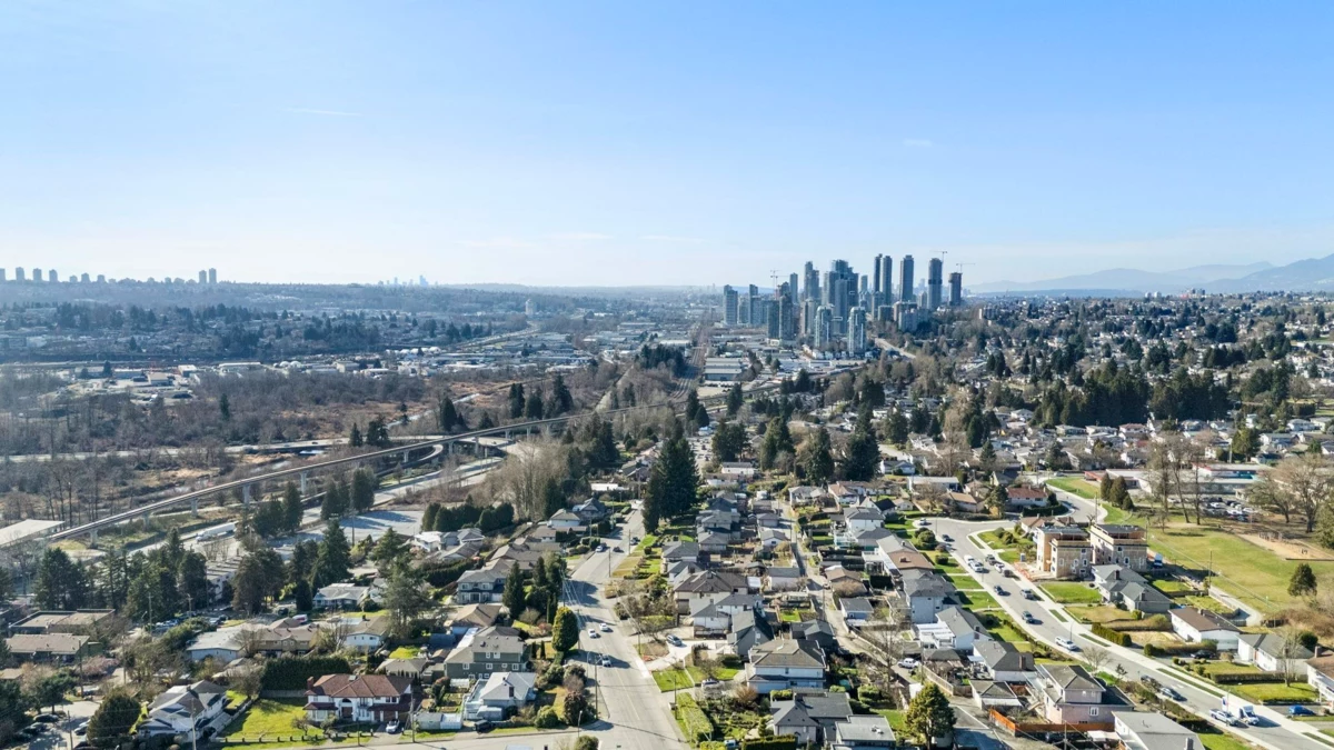 Hot Tub / Spa Photo of 7028 Broadway, Burnaby, BC