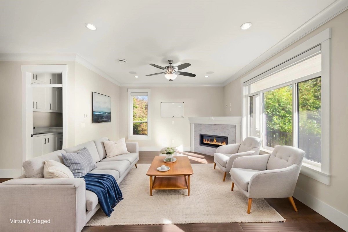Kitchen Photo of 7028 Broadway, Burnaby, BC