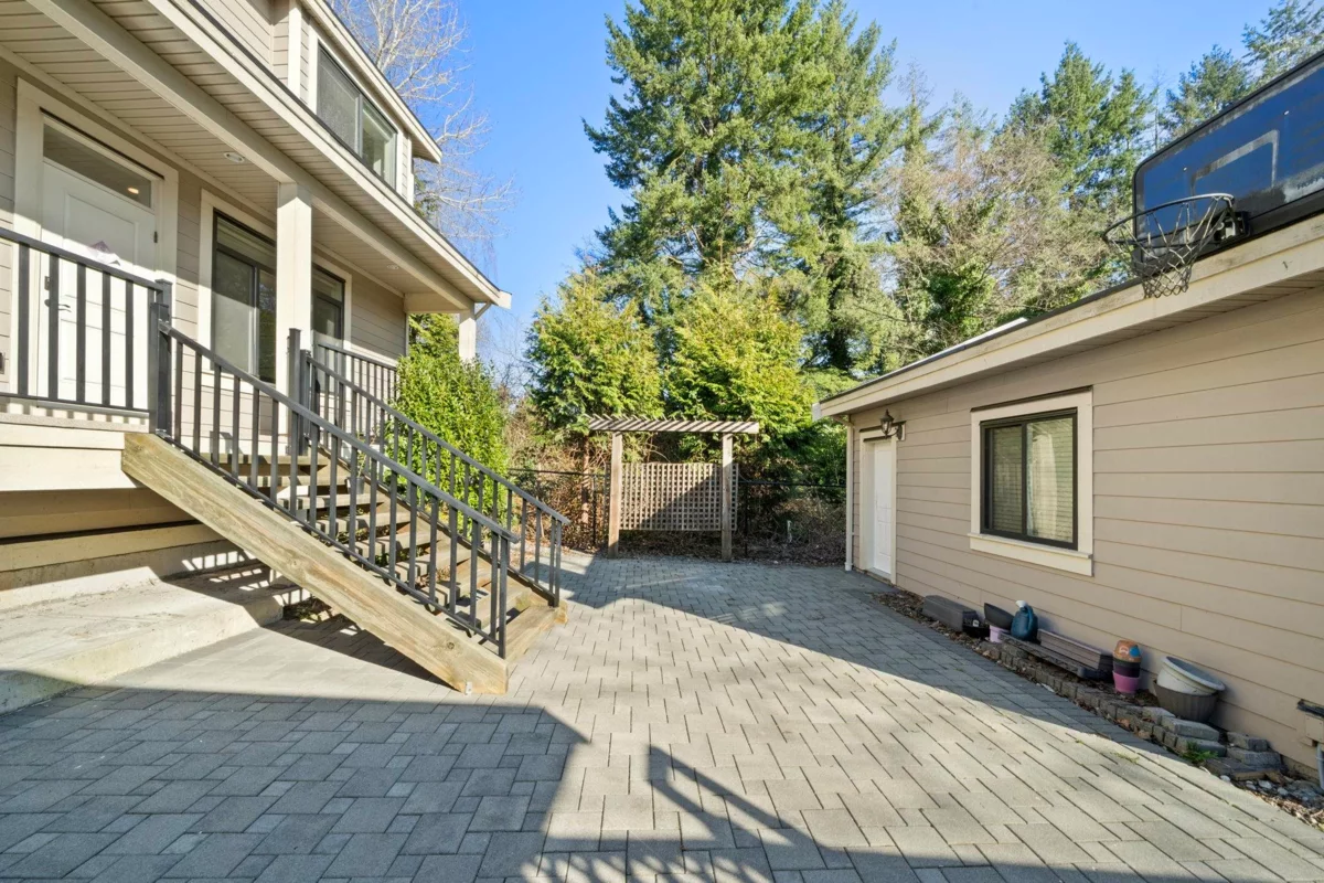 Staircase Photo of 7028 Broadway, Burnaby, BC