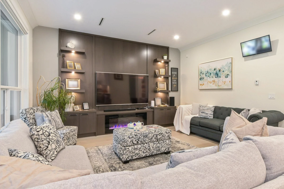Family Room Photo of 4113 207 Street, Langley, BC