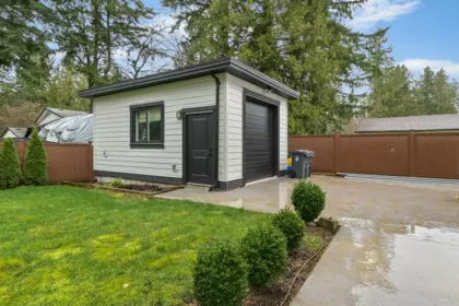 Front Yard Photo of 4113 207 Street, Langley, BC
