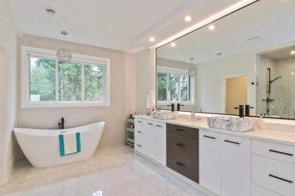 Hallway Photo of 4113 207 Street, Langley, BC