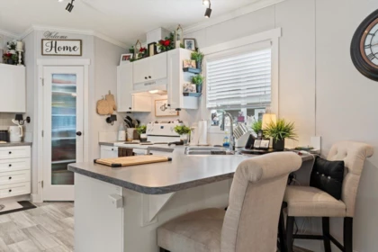 Breakfast Nook Photo of 58 65367 Kawkawa Lake Road, Hope, BC