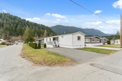 58 65367 Kawkawa Lake Road, Hope, BC, Hope — Manufactured Home for sale