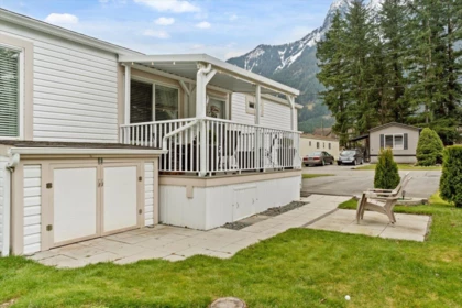 Swimming Pool Photo of 58 65367 Kawkawa Lake Road, Hope, BC
