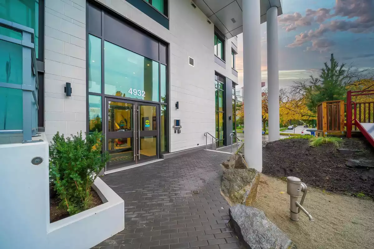 Garage Interior Photo of 205 4932 Cambie Street, Vancouver, BC