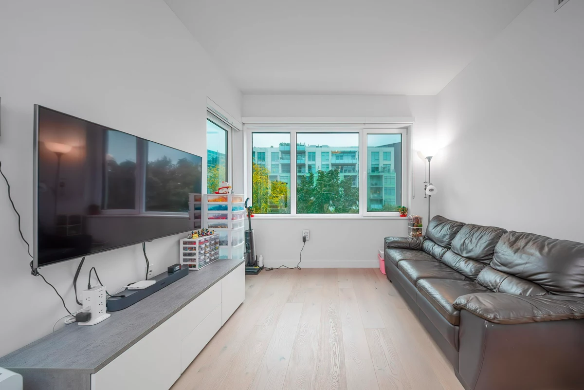 Living Room Photo of 205 4932 Cambie Street, Vancouver, BC