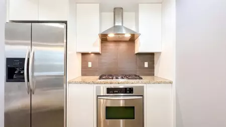 Laundry Room Photo of 909 7088 18th Avenue, Burnaby, BC