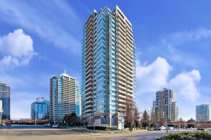 802 4398 Buchanan Street, Burnaby, BC, Burnaby — Apartment/Condo for sale