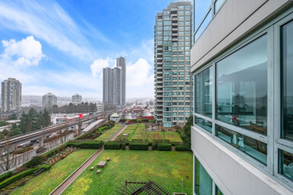 802 4398 Buchanan Street, Burnaby, BC, Burnaby — Apartment/Condo for sale