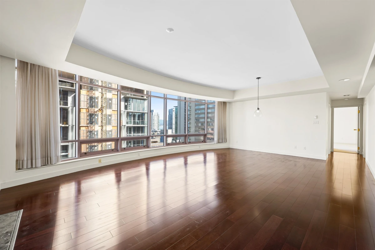 Living Room Photo of 10A 1500 Alberni Street, Vancouver, BC