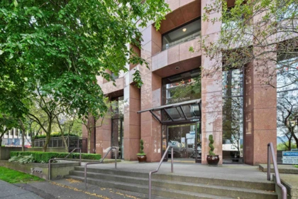 Hot Tub / Spa Photo of 10A 1500 Alberni Street, Vancouver, BC
