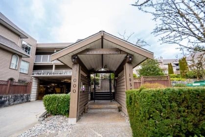 405 1000 Bowron Court, North Vancouver, BC, North Vancouver — Apartment/Condo for sale