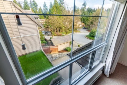 Hallway Photo of 405 1000 Bowron Court, North Vancouver, BC
