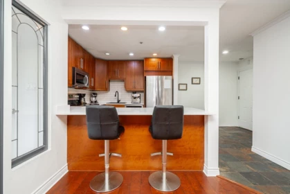 Kitchen Island Photo of 405 1000 Bowron Court, North Vancouver, BC