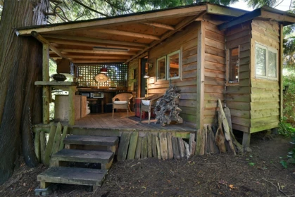 Front Yard Photo of 586 Bals Lane, Gibsons, BC