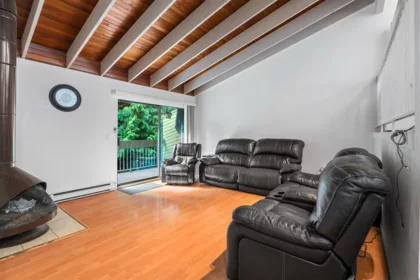 2690 Kingsford Avenue, Burnaby, BC, Burnaby — Townhouse for sale