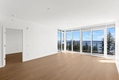 Kitchen Photo of 802 3963 Uplands Way, West Vancouver, BC