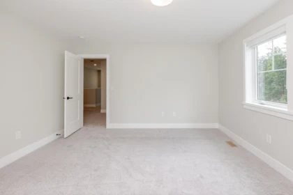Mudroom Photo of 1995 Woodside Boulevard, Agassiz, BC