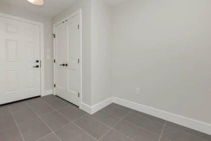 Walk-In Closet Photo of 1995 Woodside Boulevard, Agassiz, BC