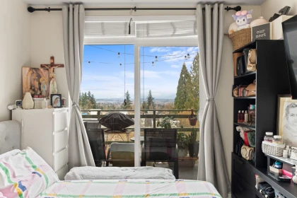 Office / Den Photo of 312 15850 26 Avenue, Surrey, BC