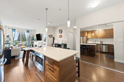 Primary Bathroom Photo of 312 15850 26 Avenue, Surrey, BC