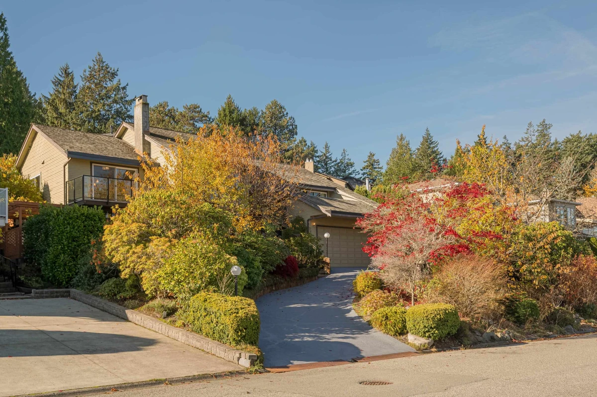Family Room Photo of 73 Woodland Drive, Delta, BC