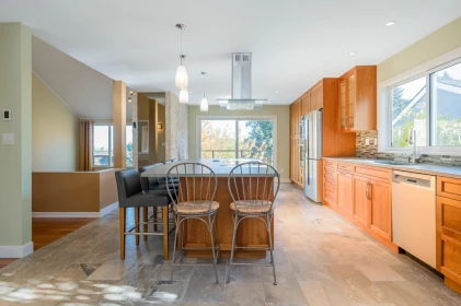 Breakfast Nook Photo of 73 Woodland Drive, Delta, BC