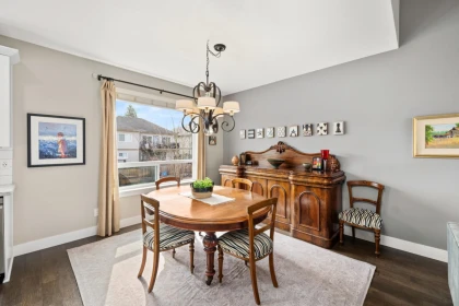 Kitchen Photo of 27060 35a Avenue, Langley, BC