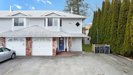 7 5925 177b Street, Surrey, BC, Surrey — Townhouse for sale