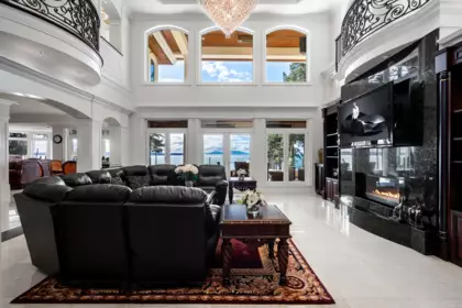 Living Room Photo of 13822 Marine Drive, White Rock, BC