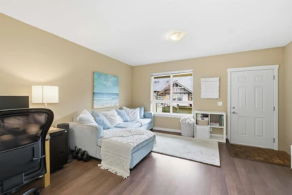 Guest Bathroom Photo of 36 2955 156 Street, Surrey, BC