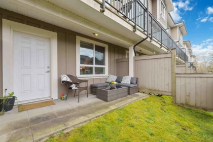 Mudroom Photo of 36 2955 156 Street, Surrey, BC