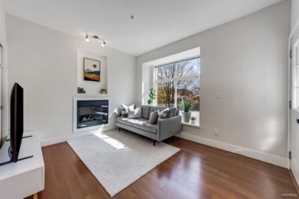 228 5155 Watling Street, Burnaby, BC, Burnaby — Townhouse for sale