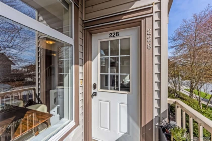 228 5155 Watling Street, Burnaby, BC, Burnaby — Townhouse for sale
