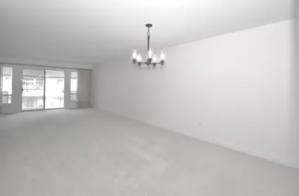 Walk-In Closet Photo of 7 3055 Trafalgar Street, Abbotsford, BC