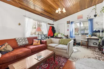 Office / Den Photo of 3708 Dumfries Street, Vancouver, BC