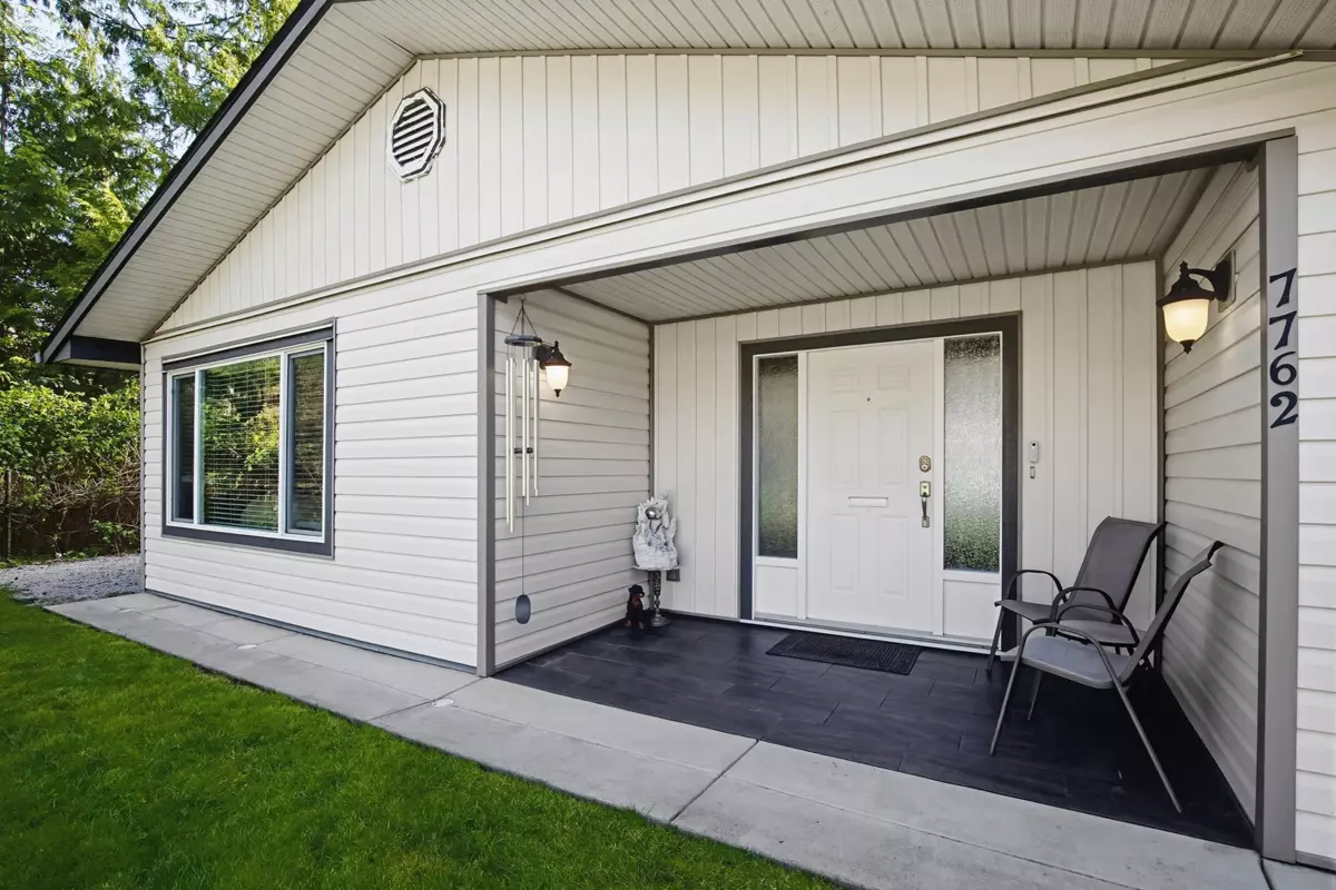 Family Room Photo of 7762 Fir Street, Mission, BC