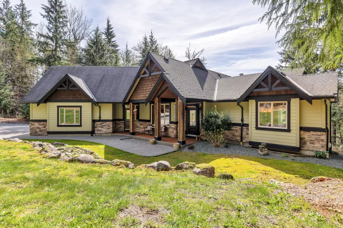 Family Room Photo of 12480 Cathy Crescent, Mission, BC