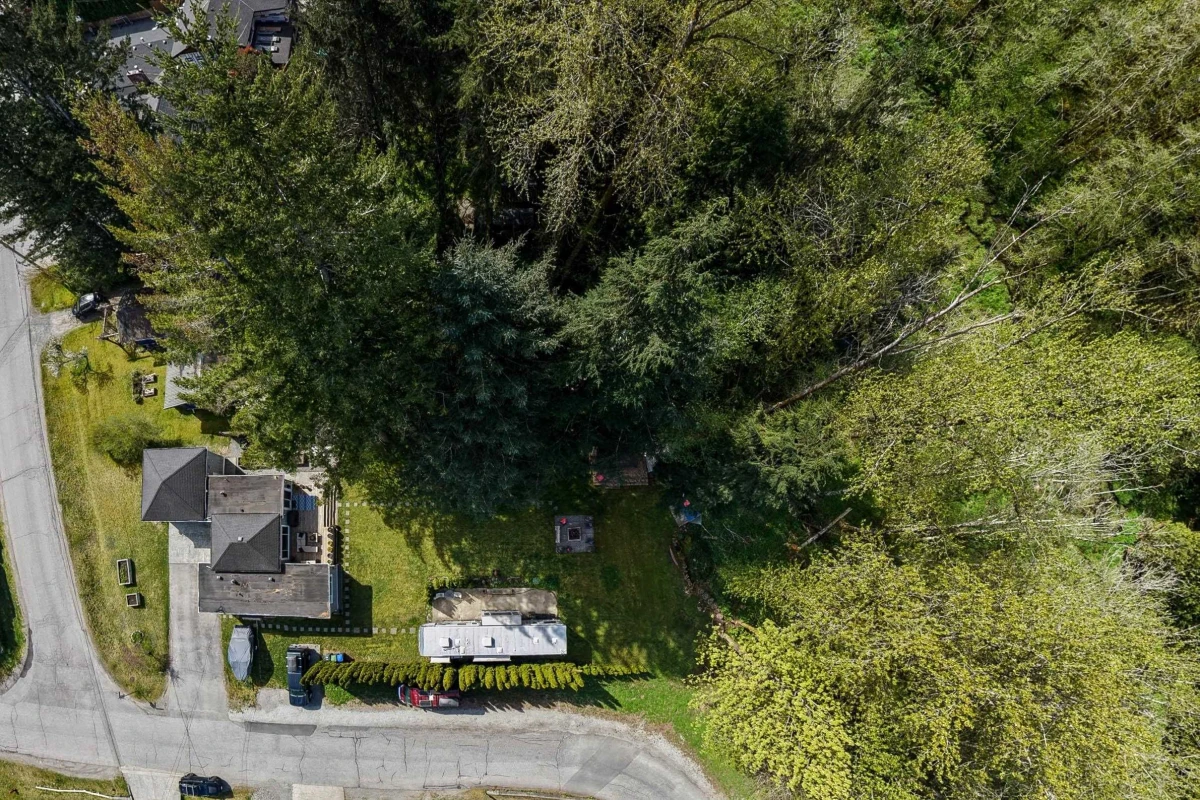 Family Room Photo of 1110 Laramee Road, Squamish, BC