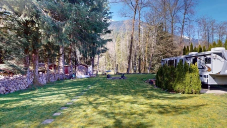 Outdoor Patio Photo of 1110 Laramee Road, Squamish, BC