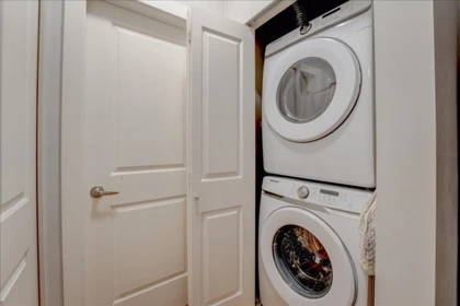 Mudroom Photo of 215 9655 King George Boulevard, Surrey, BC