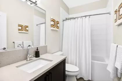 Hallway Photo of 103 12367 224 Street, Maple Ridge, BC