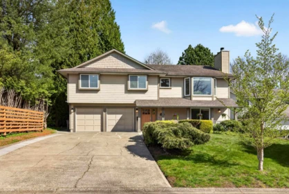 16057 10a Avenue, Surrey, BC, Surrey — Single Family Residence for sale