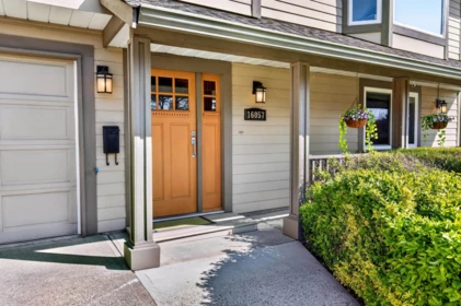 16057 10a Avenue, Surrey, BC, Surrey — Single Family Residence for sale