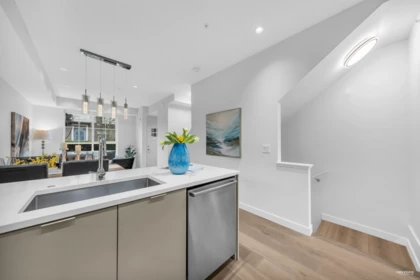 Kitchen Island Photo of 8576 Osler Street, Vancouver, BC